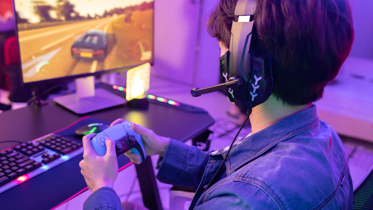 How to Monetize Your Online Gaming Skills: A Guide to Earning While Gaming