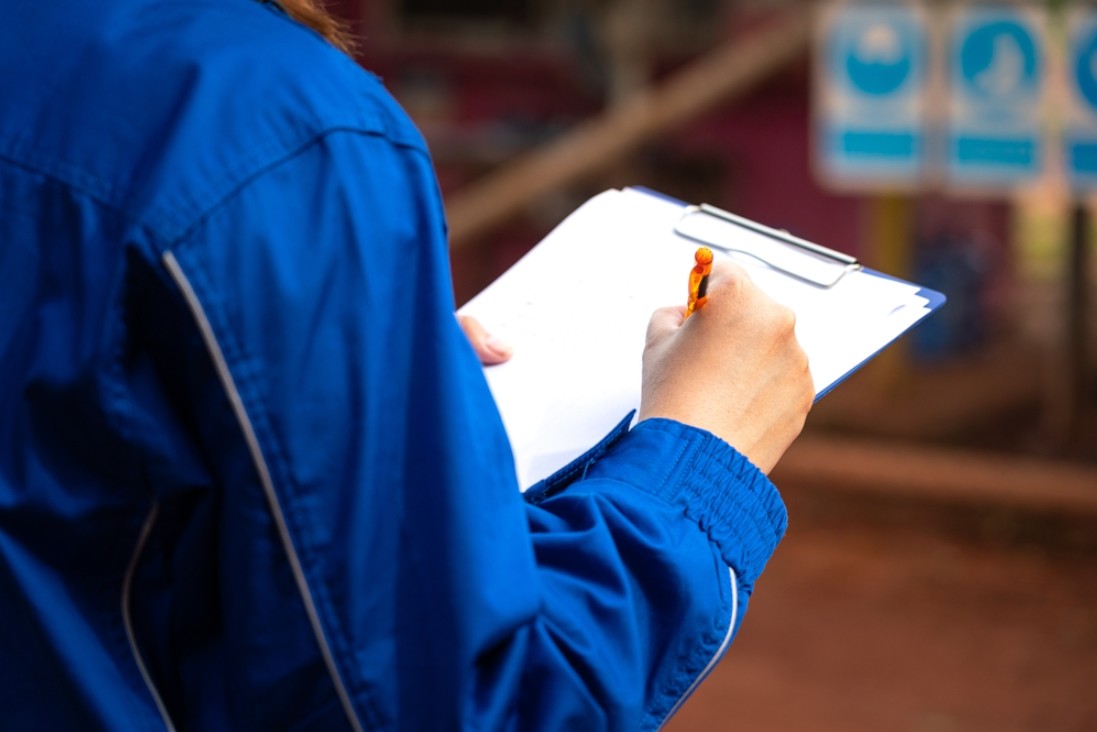 What Are the Legal Risks of Not Filing a Construction Accident Report Immediately
