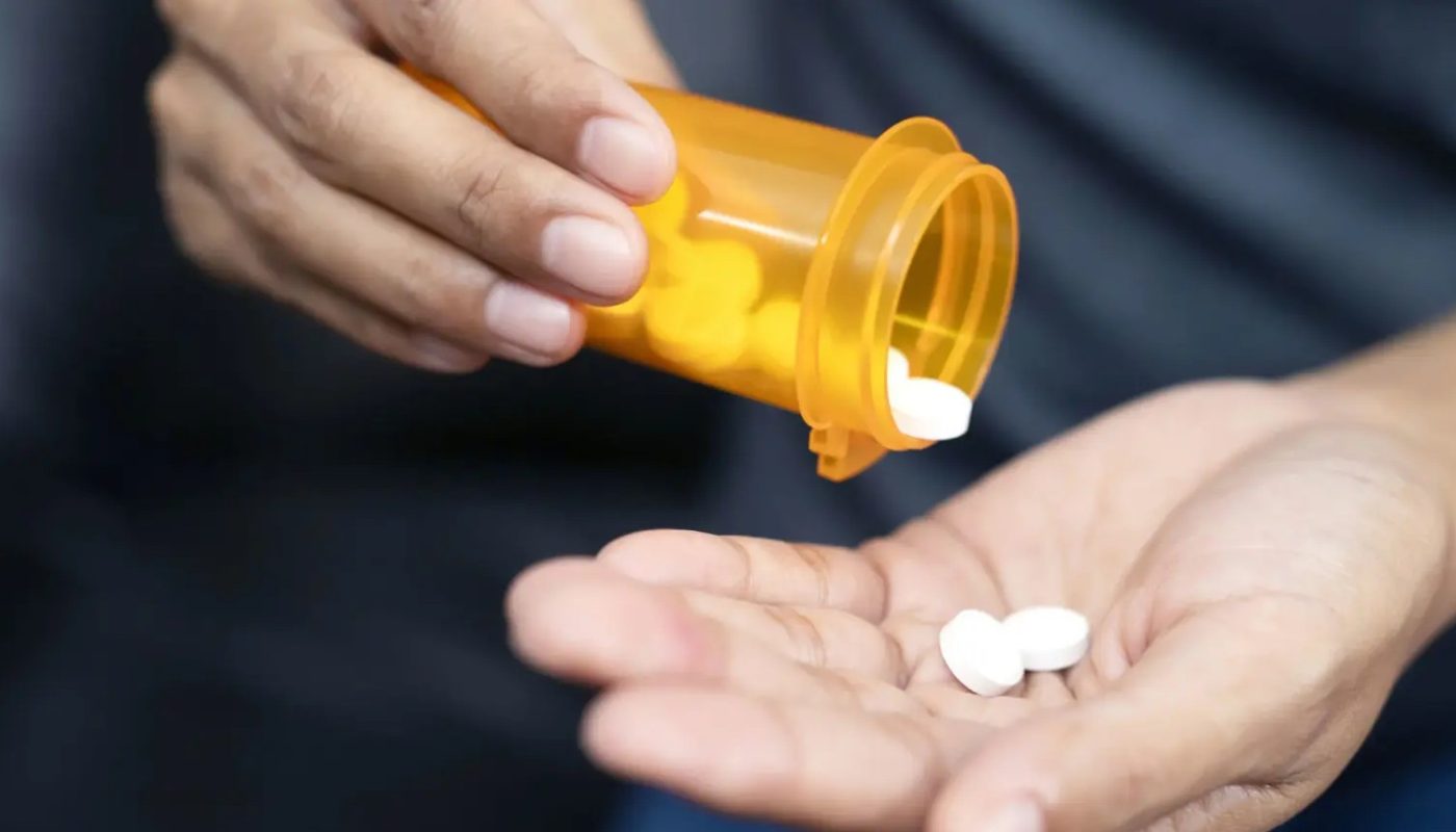 Painkillers Explained: Benefits, Risks, and Safe Use